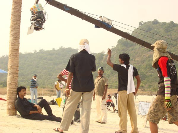 Taj Mahal Working Stills - 2 / 26 photos